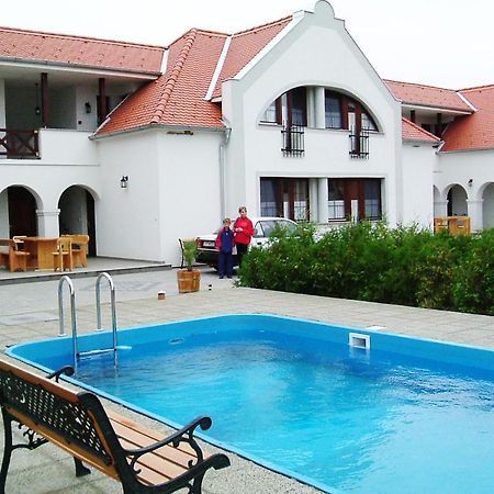 Szanyi Vendeghaz Hotel Hegyko Exterior photo